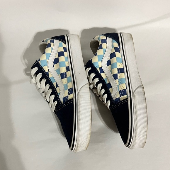 OLD SKOOL CHECKERED NAVY BLUE AND LIGHT BLUE LACE UP VANS - Picture 6 of 7